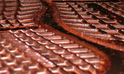 Embossing, repujado, moldes mecanizados, placas y rodillos para repujar y perforar.